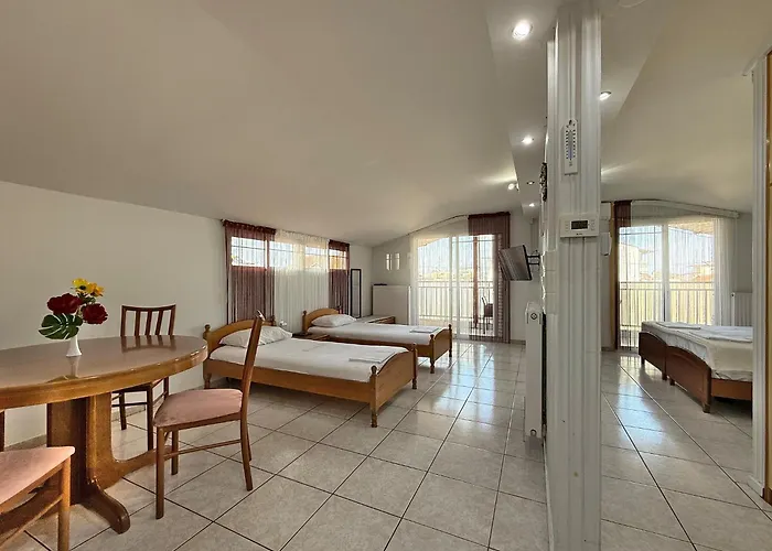 Lucia Loft By Sdr * Paralía